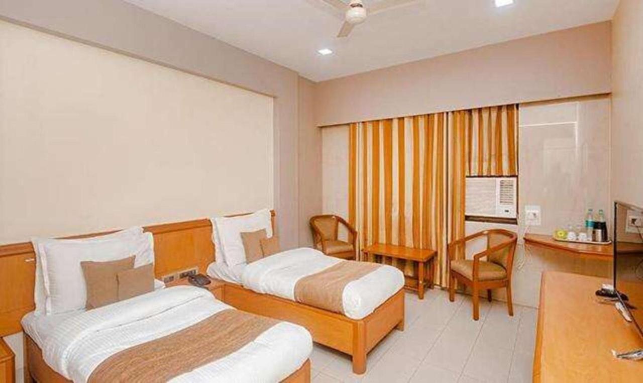 Fabhotel Ashok Tuliip Bhiwandi エクステリア 写真